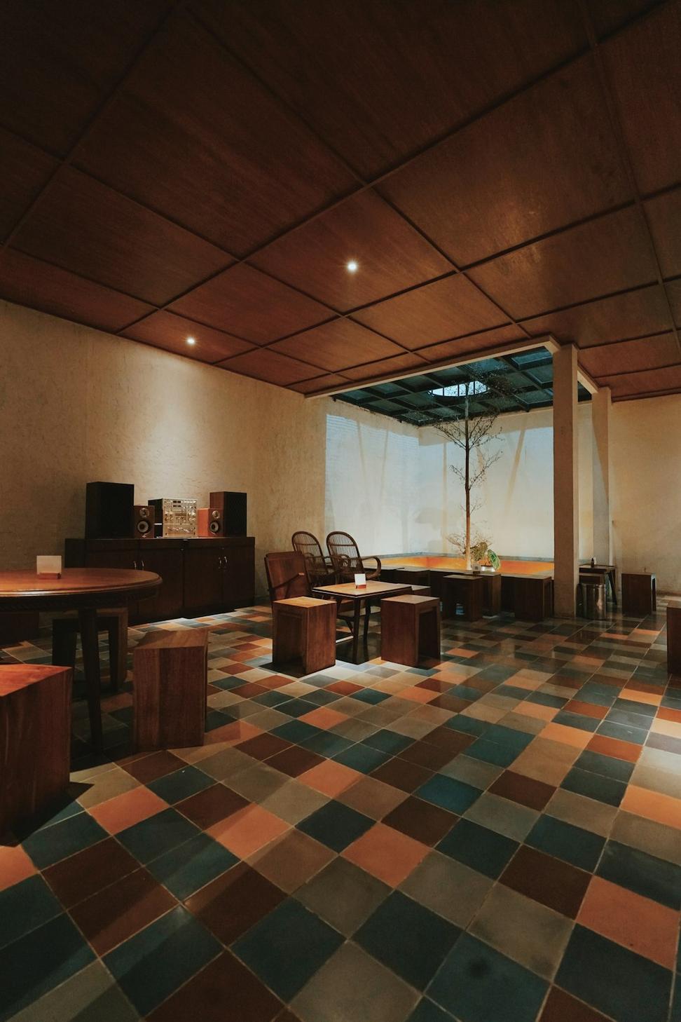 Commercial interior project